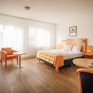 https://ariva-boardinghouse-platanenhof.frankfurtammainhotels.com